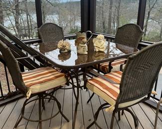 Glass top Patio Table with 4 Chairs and Cushions