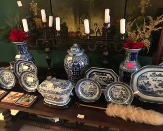 beautiful vignette on trestle table