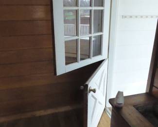  NO ONE IS THERE, SO CALL FOR AN APPOINTMENT.