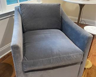 Like New! Restoration Hardware Oliver Slope Arm Swivel Chair Luxe/Lustrous Velvet in Graphite 