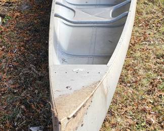 Grumman 17' canoe 