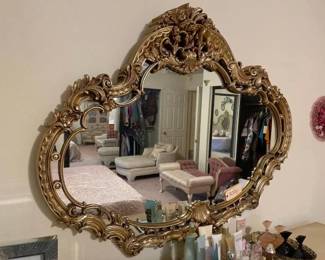 #8006 • Larhe Floral Design Boarder Mirror