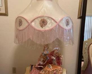 #3004 • French Italian Style Lamp of Trio Musicians