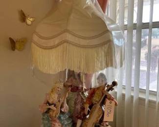 #1056 • Musical Quartet of 3 Lamp