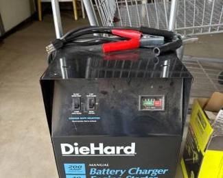 #10020 • Potable Die Hard Manual Battery Charger Engine Starter