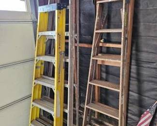 #10000 • 3 A-Frame Ladders