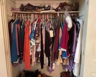 #1016 • Shirts, Long Sleeves, Sweaters & Pants