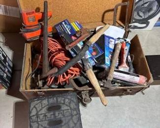 #10026 • Chest with Tools