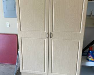 Garage storage cabinet