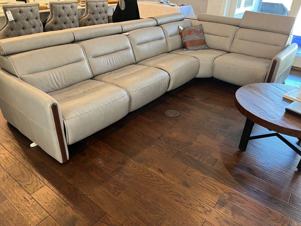 Ekornes Stressless "Emily" sectional sofa.  One power end, one stationary end.  Dove grey leather, very nice condition. 