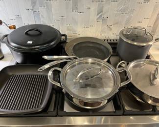 Assorted Cookware 