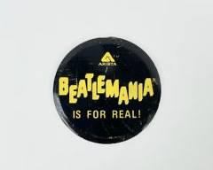 Vintage The Beatles Beatlemania Is For Real! Button Artista
