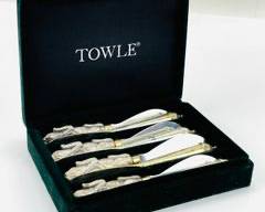 VTG Towle Arthur Court Pewter Bunny Rabbit Spreaders Knives Set of 4 Stainless Steel Taiwan And Vintage Spreaders Knives Set of 4 With Green Velvet Case
