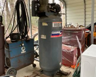 DeVilbiss 60 Gal. 6.5hp Air Compressor