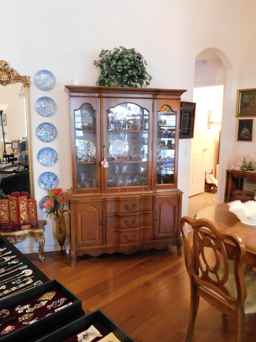 Fredericksburg Estate Sale starts on 2/23/2024