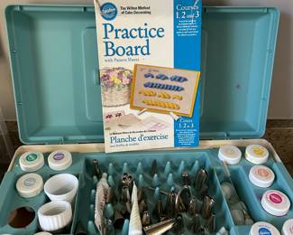 cake decorating supplies