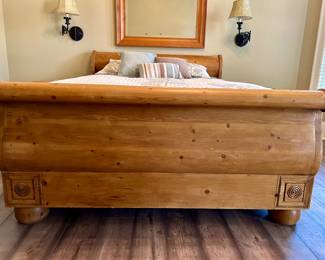 Queen size pine bed