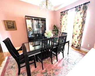 Broyhill Dining Room Set 