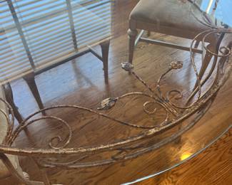 Old Hollywood Ivy table top detail 