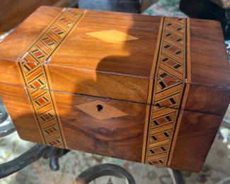 Late 1800s English tea caddy in marquetry