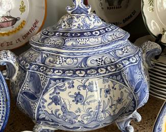 Large blue and white Portuguese tureen