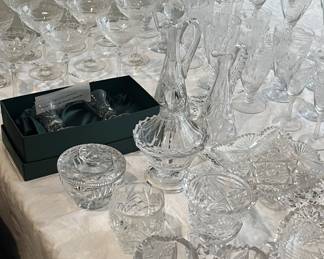 SO MUCH BEAUTIFUL CRYSTAL