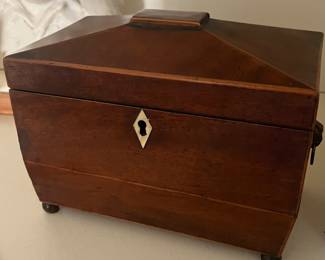 Fine 19th C tea caddy