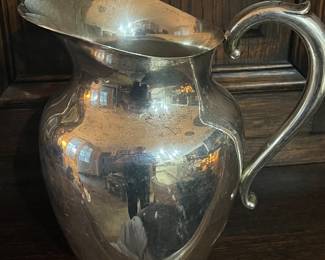 4.5 pint old sterling water pitcher in excellent condition 