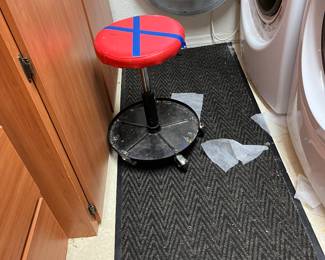 Stool on wheels