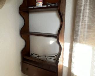 Wall shelf