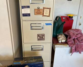 4 drawer file cabinet