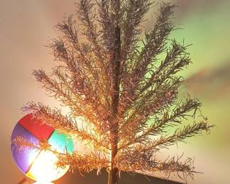 4' aluminum Christmas tree and color wheel 