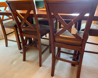 Pub height dining table
 6 chairs / 2 extensions / immaculate /