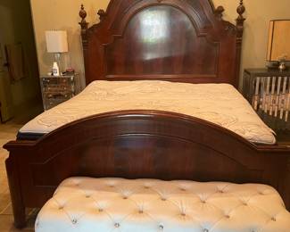 king bed !! fit for a king !! 