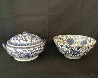 Blue White Vintage Serving