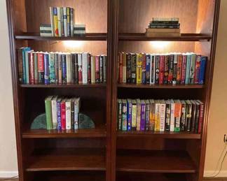 Twin Broyhill Bookshelves 