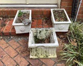 3 Outdoor Planters with Friend
