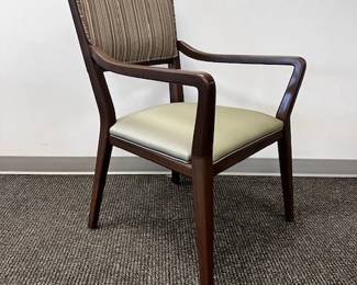 $50 USD      Resin Faux Wood Side Office Chair WDI224-11     Enhance your office with our Resin Faux Wood Side Office Chair. Made with durable resin material and designed to look like real wood, this chair adds a touch of sophistication to any workspace. Comfortable, stylish, and long-lasting, it's the perfect addition to elevate your productivity and office aesthetic.

Dimesnsions: 24 x 24 x 37H in  |  Seat 24 x 24 x 19H in

Condition: New with tags

Location: Local pick up Portland, OR 97224.  Shipper suggestions available upon request.     https://goodbyhello.com/products/copy-of-wit-black-side-chair-wdi224-10?_pos=9&_sid=f1836dac0&_ss=r