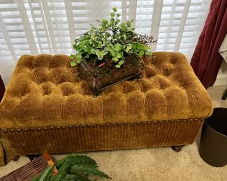 Storage bench