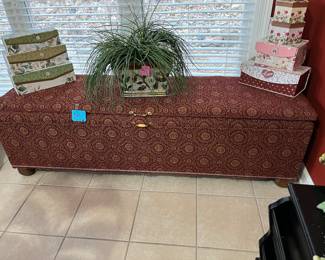 fabric storage bench