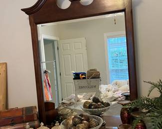 dresser mirror