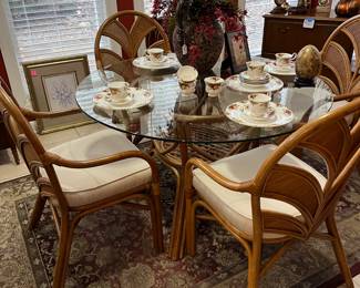 glass top rattan dining table
