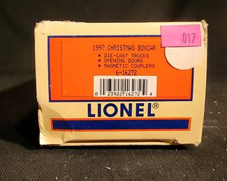 LOT 17 - 1997 CHRISTMAS BOXCAR 6-16272
