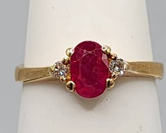 18k gold ruby ring
