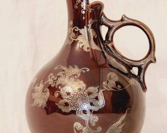 Art pottery 