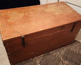 Early blanket chest