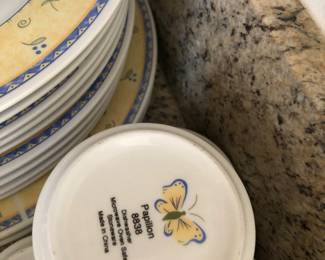 Papillon dish set