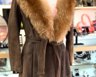 This one goes in the coat hall of fame.  I love it.  It should be mine. 