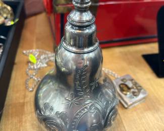 Perfume. Quadruple plated.  Antique. 