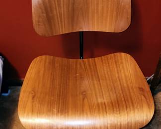 Vintage Herman Miller Eames Chair